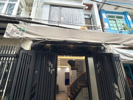 NHÀ ĐẸP 2 TẦNG PHẠM HÙNG GẦN TRUNG TÂM