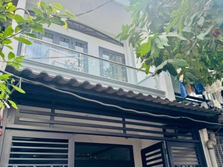 NHÀ ĐẸP BÌNH ĐÔNG P11 Q8