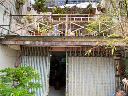 NHÀ NÁT TIỆN XÂY MỚI P15 Q8