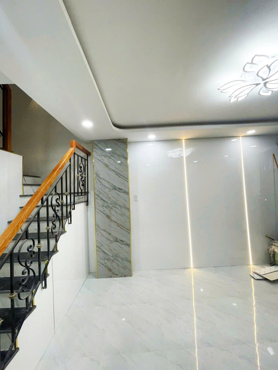 z7609210518373_bd1842c5354b937db2621d8bbe27c6c4