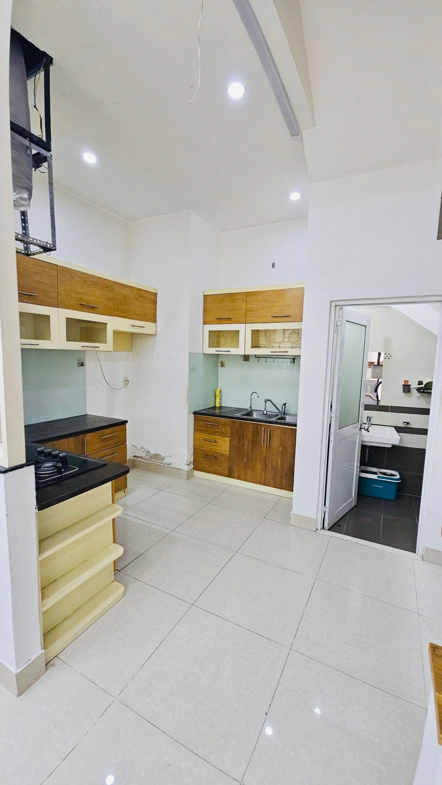 z7612707349832_a0786b5f365424d1ba32694d111b7023