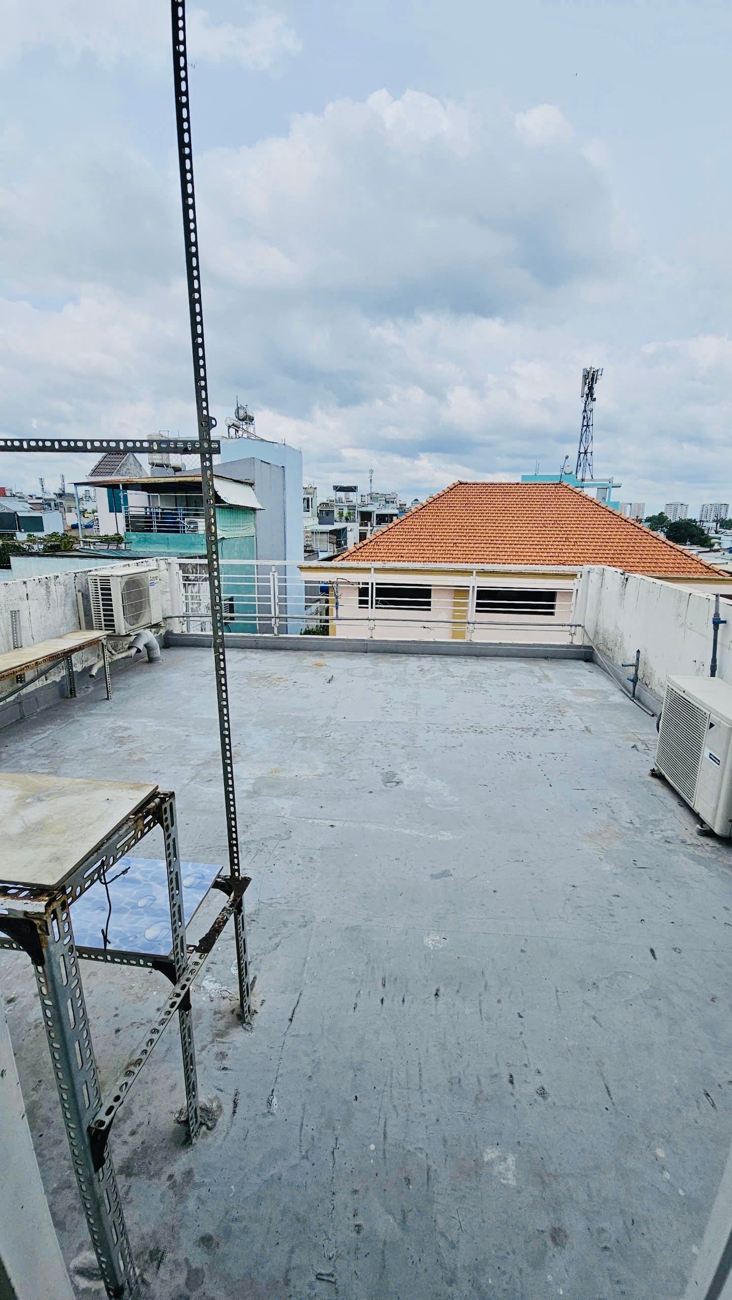 z7612707377289_12159e4c7b594ec4444c53977ffb82b4