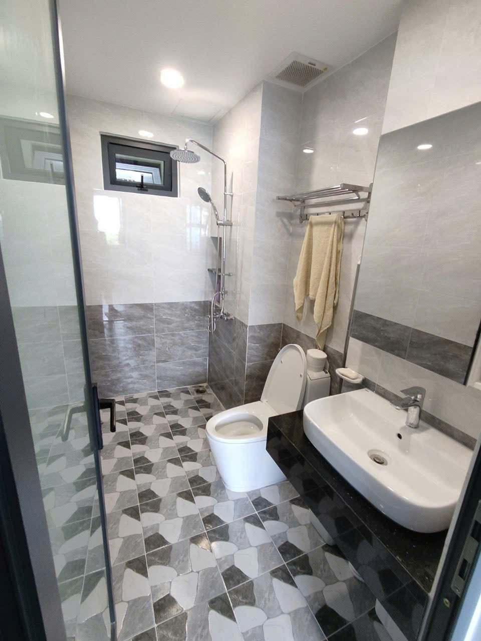 z7618751492959_07c7a827c04563b943bfe360986b9852