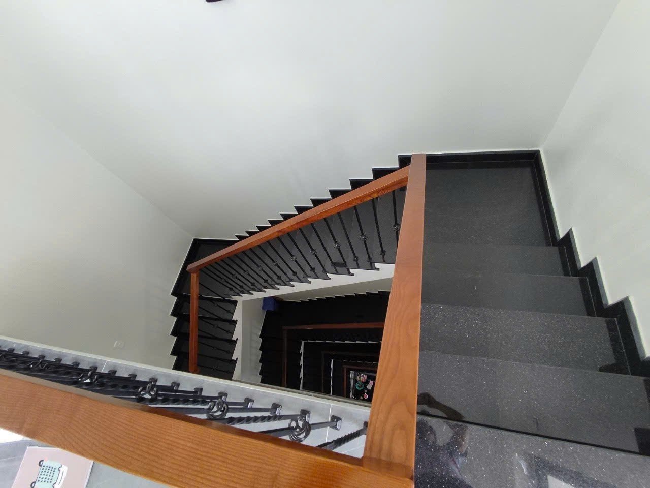 z7618751550568_8beca5938284f452d11aa555e9001353