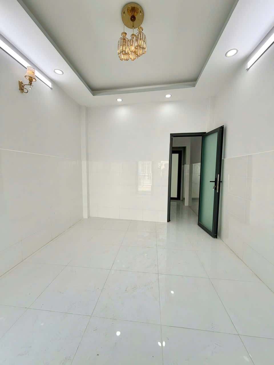 z7642063160997_06b94ee18240e4778944a80b9d3fa5b7