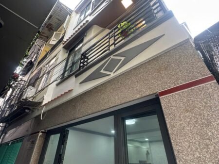 NHÀ HẺM 3 TẦNG LƯƠNG VĂN CAN P15 Q8