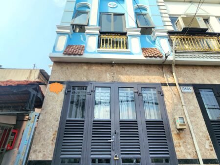 NHÀ HẺM BA GÁC PHÚ ĐỊNH P15 Q8