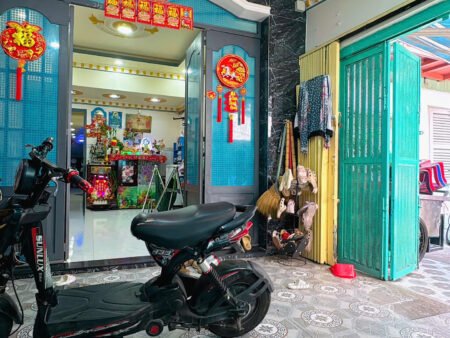 NHÀ NỞ HẬU DT KHỦNG HOÀI THANH P14 Q8