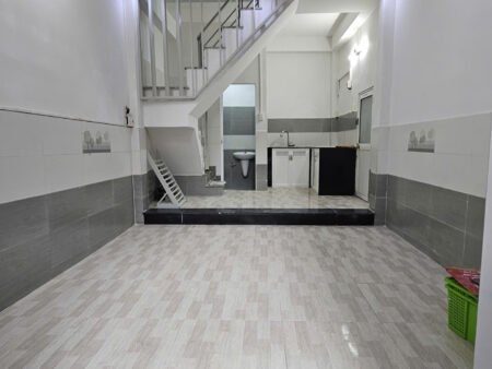 CĂN GÓC 2 LẦU DƯƠNG BÁ TRẠC P1 Q8