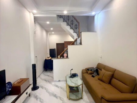 NHÀ MT NỘI BỘ BÙI MINH TRỰC P5 Q8