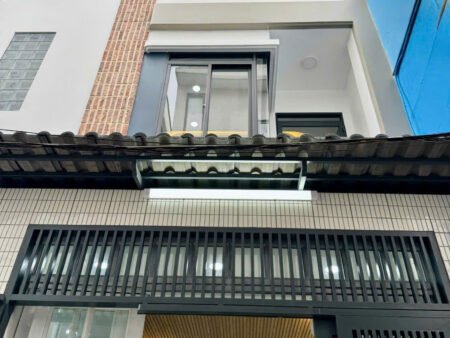 NHÀ MỚI ĐẸP SÁT MT DƯƠNG BÁ TRẠC P1 Q8