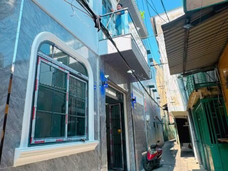 NHÀ CẢI TẠO MỚI BỀ NGANG KHỦNG 8M CAO XUÂN DỤC P12 Q8