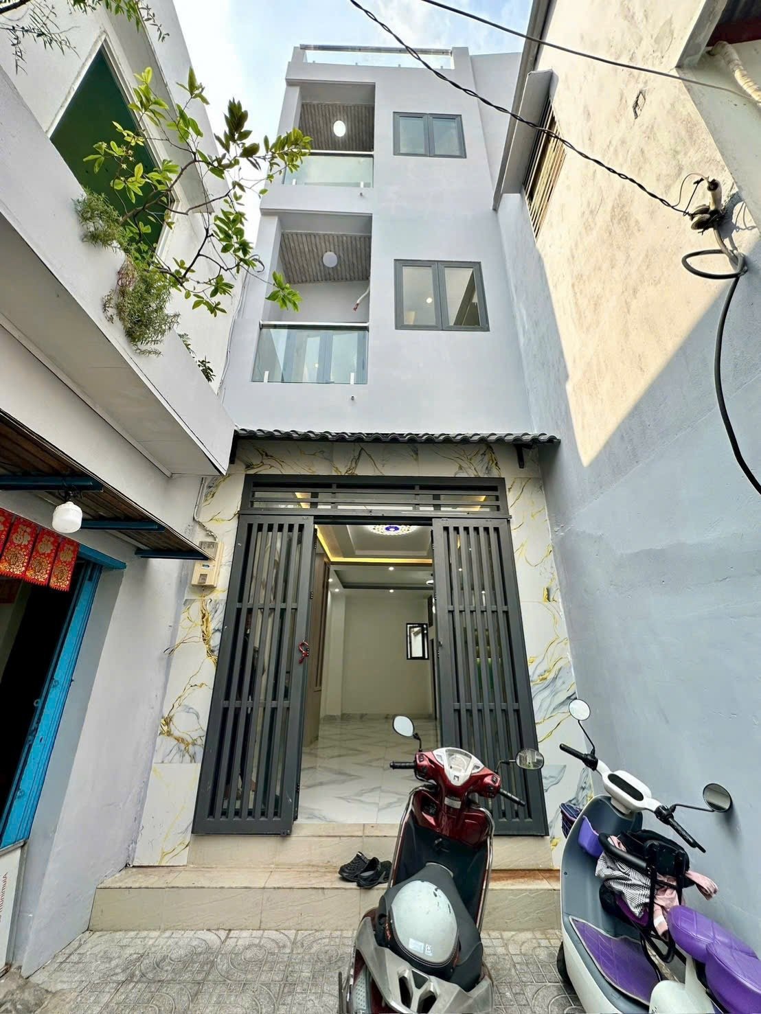 NHÀ 2 LẦU XÂY MỚI MẠC VÂN P13 Q8
