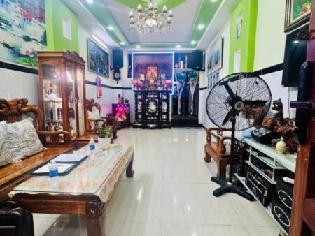 NHÀ 4 TẦNG ĐƯỜNG SỐ KDC BÌNH HƯNG KẾ CC PEGASUITE