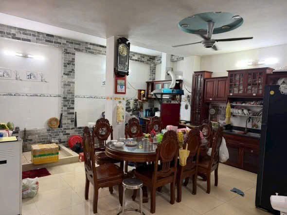 NHÀ MT ĐƯỜNG SỐ TIỆN KINH DOANH ĐA NGÀNH NGHỀ