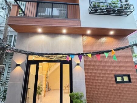 NHÀ DƯƠNG BÁ TRẠC P1 Q8