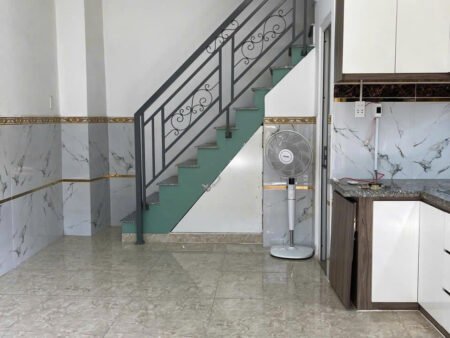 NHÀ 3 TẦNG ÂU DƯƠNG LÂN P3 Q8 CÁCH 1 CĂN RA MT