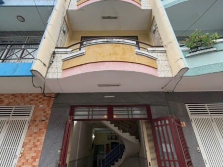 NHÀ 4 TẦNG 2 MT KDC CAO LỖ P4 Q8