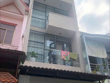 NHÀ 4 TẦNG HXH DƯƠNG BÁ TRẠC P. CHÁNH HƯNG GẦN CẦU NGUYỄN VĂN CỪ
