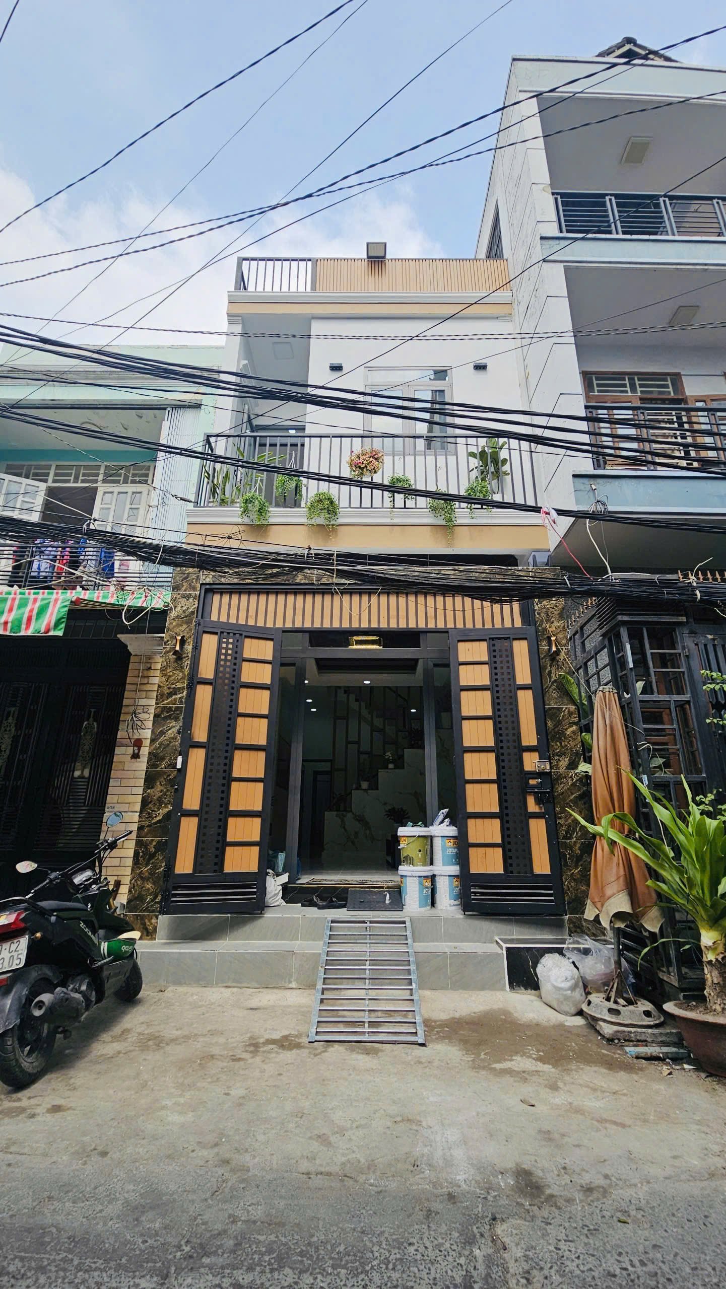 NHÀ MỚI HẺM XE TẢI DƯƠNG BÁ TRẠC P1 Q8