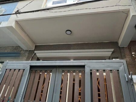 NHÀ ĐẸP Ở LIỀN HẺM MỄ CỐC P15 Q8