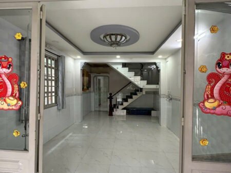 NHÀ 2 LẦU ĐÚC DƯƠNG BÁ TRẠC P2 Q8