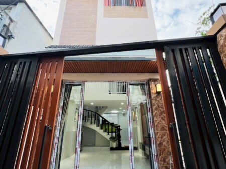 NHÀ MAI HẮC ĐẾ P15 Q8