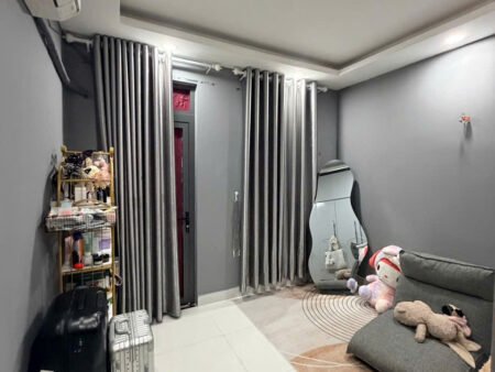NHÀ DƯƠNG BÁ TRẠC P2 Q8 CÁCH HXH VÀI BƯỚC CHÂN