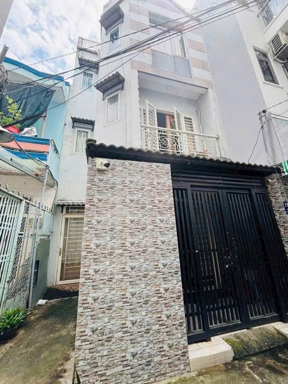 NHÀ 4 TẦNG ĐÚC BTCT PHẠM THẾ HIỂN P4 Q8 CÁCH MT 50M BA GÁC TỚI NHÀ
